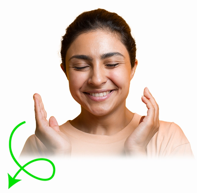 img-ter-Ind-2-a-1 Una persona con los ojos cerrados y una sonrisa se lleva las manos a la cara. Una flecha verde en la parte inferior izquierda, que simboliza el aterrizaje, apunta hacia arriba con un bucle. El fondo es blanco.